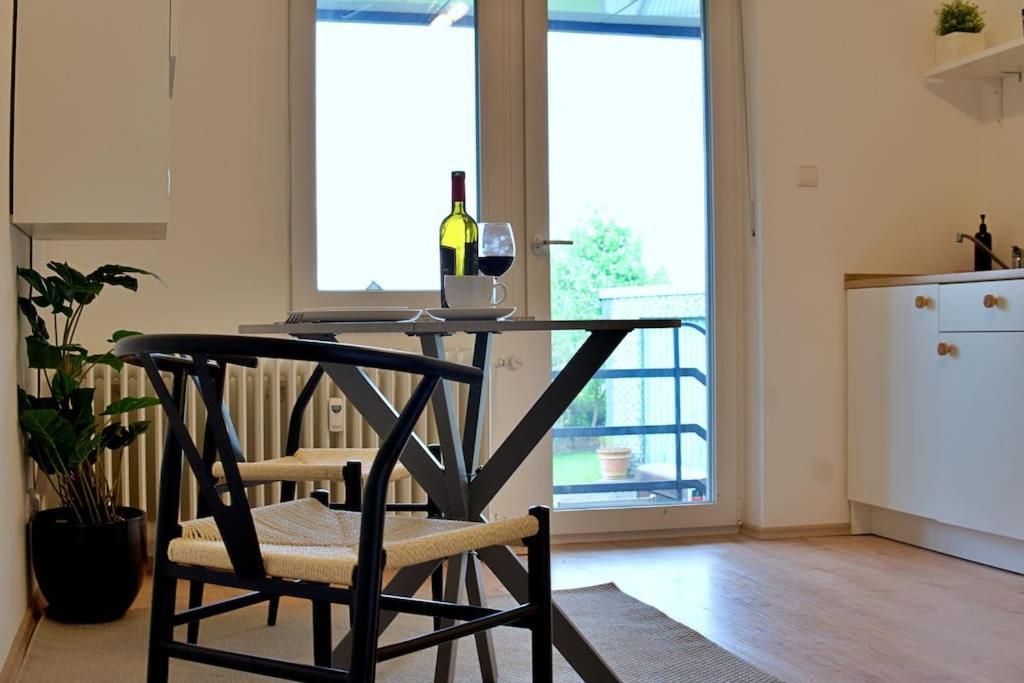 Garten-Blick-Baldeneysee Appartement Essen Buitenkant foto